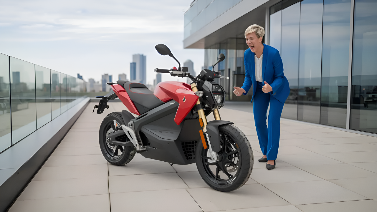 इलेक्ट्रिक मोटरसाइकिल की दुनिया में ज़बरदस्त उछाल: Zero Motorcycles ने पेश की नई 2025 SR/F